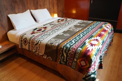 Image of Alpaca Wool Blanket, King Size 100 x 83, Reversible 2 in 1, Thick and Ultra Soft, Hypoallergenic, Non-Itchy, Handmade in Ecuador. Premium Alpaca Wool Thtow Blanket for Cozy Comfort. (Aztec Brow)