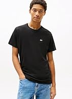 SIMPLE & CASUAL: This basic shirt with its comfortable organic cotton is perfectly suited to lounging, as a pyjama top or undershirt. The Tommy Jeans flag on the chest completes the outfit. OPTIMAL FIT: The timeless, loose-fitting short-sleeve T-shir...