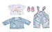 Produktbild Baby Annabell Active Deluxe Jeans Outfit, blau rosa Latzhose mit Jeansjacke, weiße Bluse und Socken für 43 cm Puppen, 706268 Zapf Creation