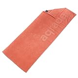 RUTSCHSICHER: Das aqrade Sporthandtuch verhindert das Verrutschen des Handtuchs auf Geräten durch die 15cm Kapuze an der Rückseite. So bleibt der Fokus bei deinem Training.