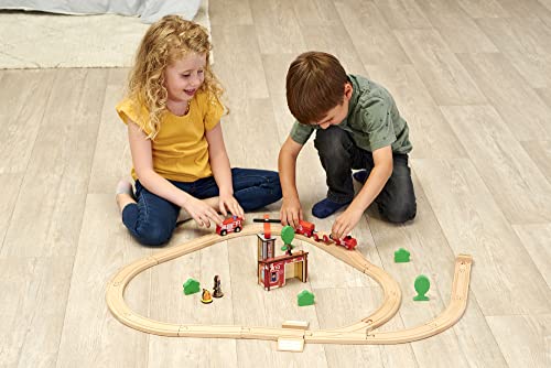 Eichhorn 100006205 100006205 Fire Brigade Set, 33 Pieces, 295 cm Track Length, FSC Certified Beech Wood - Image 4