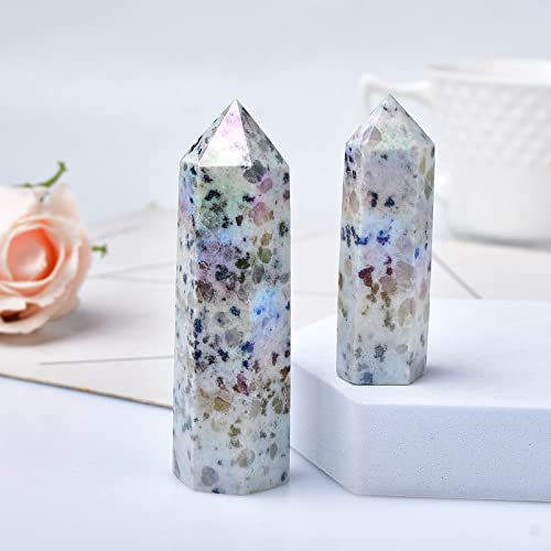 Pierre de méditation en quartz pour harmoniser votre salon