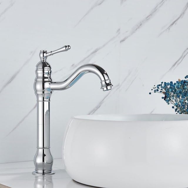 Robinets d'eau en laiton pour une salle de bain moderne et relaxante