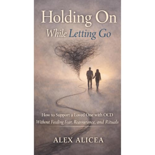 Holding On While Letting Go Audiolibro Por Alex Alicea arte de portada