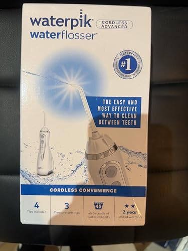 Waterpik Hilo dental de agua inalámbrico avanzado con 3 ajustes de presión, herramienta de eliminación de placa dental ideal para viajes o baños pequeños con batería recargable, blanco (WP 560UK)