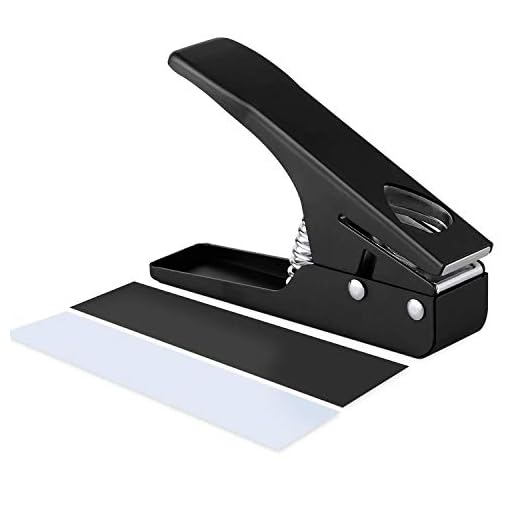 HQMaster DIY Guitar Pick Punch Pick Maker Guitar Pick Cutter, 2 Pick Strips Sheet Puncher Tool Kit Making Heart Shaped Picks Gift Present for Electric Acoustic Guitarist Guitar Players (Black)