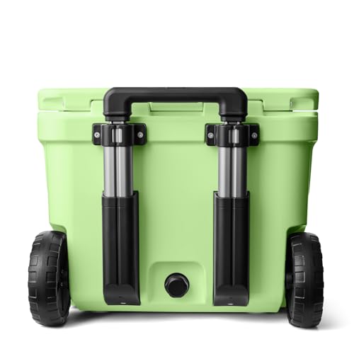 Image of YETI Roadie 32 Wheeled Cooler
