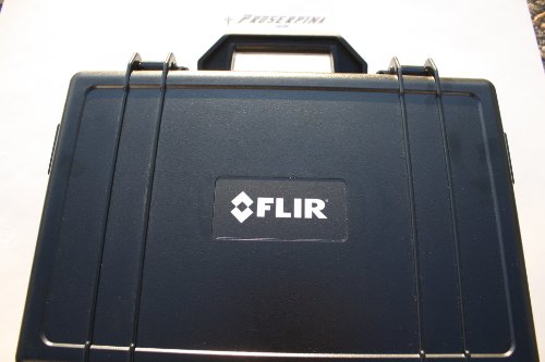 FLIR i7: Compact Thermal Imaging Camera with 120 x 120 IR Resolution