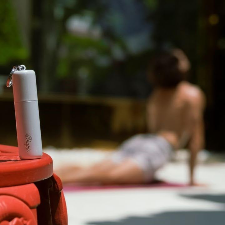 Miniatura 3 de OG  Soporte para llavero de bálsamo labial aislado al vacío, evita que se derrita y ensucie  Paquete de 3 (Isla)