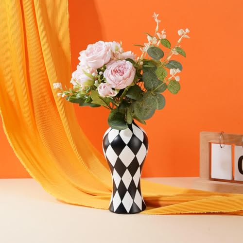 Vase moderne pour table basse et meuble de salon au design noir et blanc