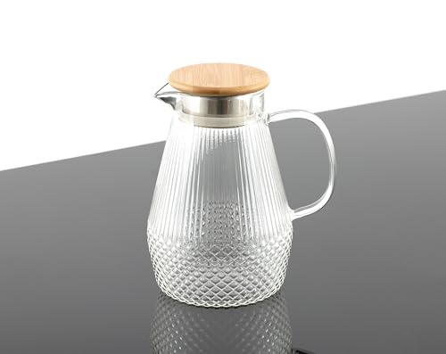 Hanseküche - Glaskaraffe - 1,5 Liter (mit 50% erhöhter Glasdicke) für Heiß- & Kaltgetränke - Tropffreie Ausgießer - Glas-Wasserkaraffe mit Deckel - Robuste Teekanne