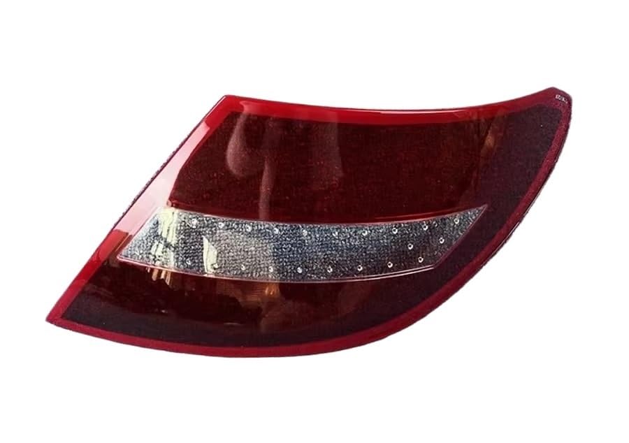 Feu arrière pour Benz W204 coque droite pour réparer une fissure et réussir le contrôle technique