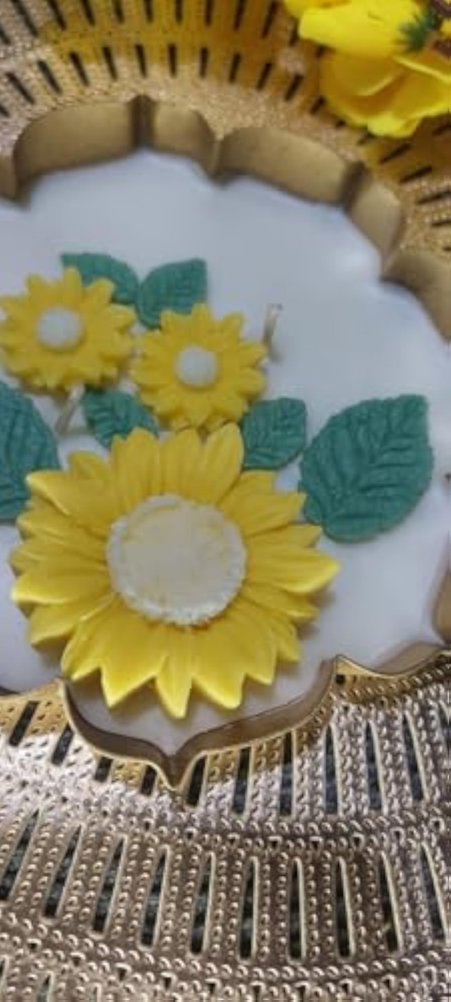 Sunflower Blossom Scented Candle for Gifting and Home Decor