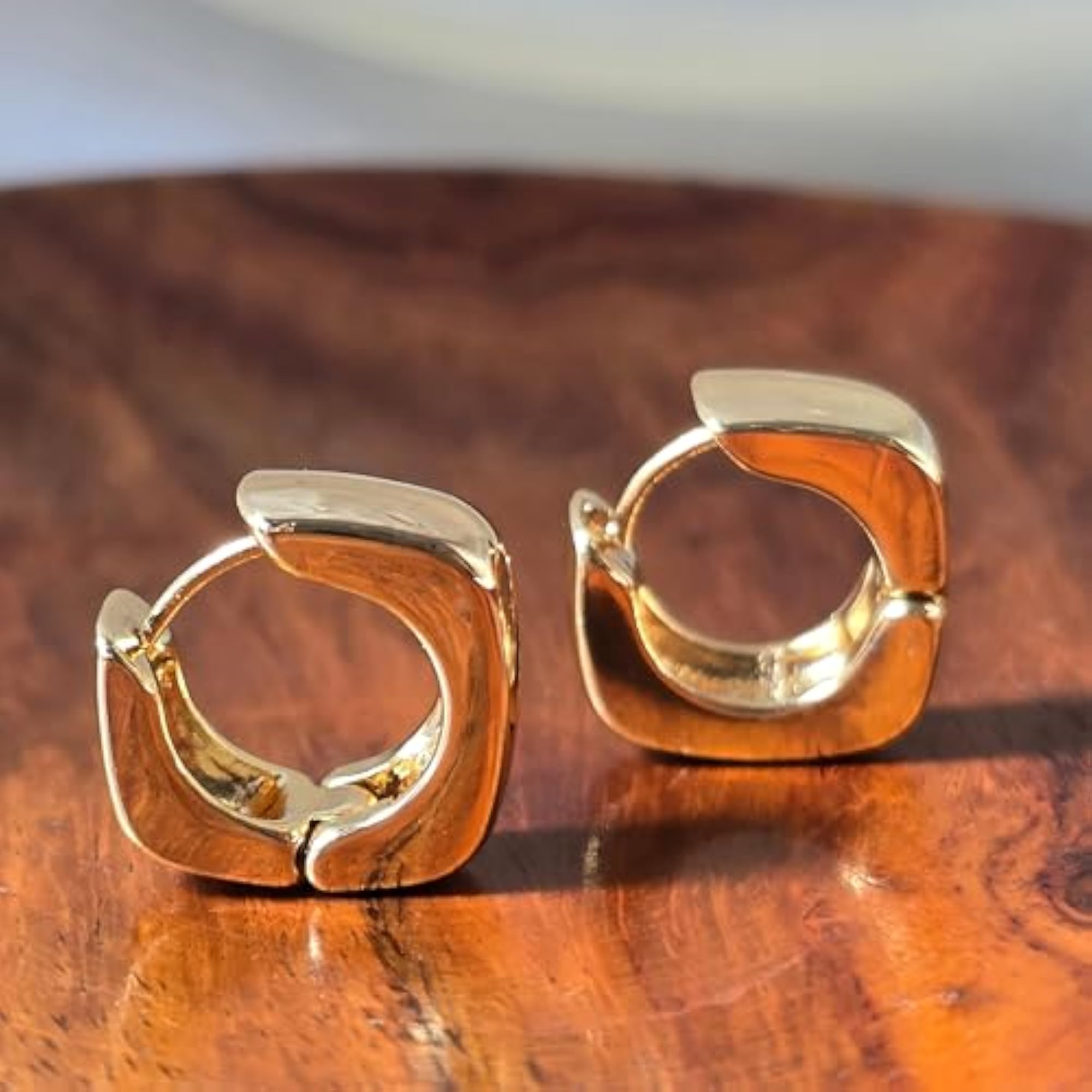 Women's Stylish Square Shape Hoop Earrings, Anti-Tarnish