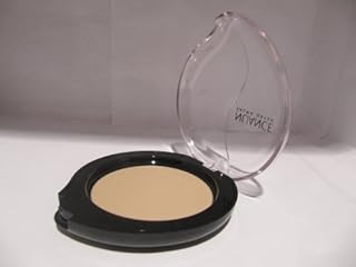 Nuance by Salma Hayek Mineral Foundation - Ba...