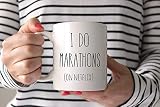 NA Je Fais des Marathons sur la Tasse de Netflix, Tasse drôle, Cadeaux pour Mari, Tasse à café, Cadeau de thé, Cadeau pour Elle, Cadeau pour Papa, Cadeau de Maman, Cadeau Sarcastique,