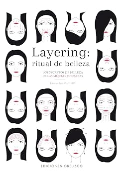 Paperback Layering: Ritual de Belleza [Spanish] Book