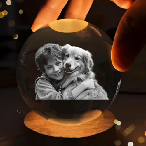 SHENGBEIDZ Bola De Cristal Personalizada Con Foto De Mascota En 3D Y Base Con Luz LED, Regalo De Recuerdo for Los Padres De Los Novios Con Fotos De Mascotas, Decoración De Mesa(White Light,6cm)