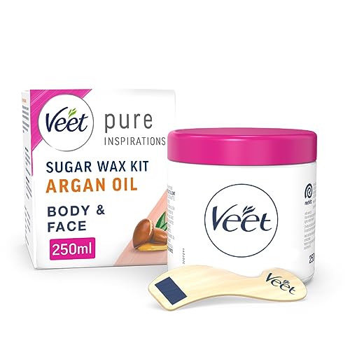 Veet Argan Oil Hot Wax Kit 250 ml - Sugar Hair Removal, Warm Facial Remover with Strips, Dermatologist-Tested Solution for Smooth Skin