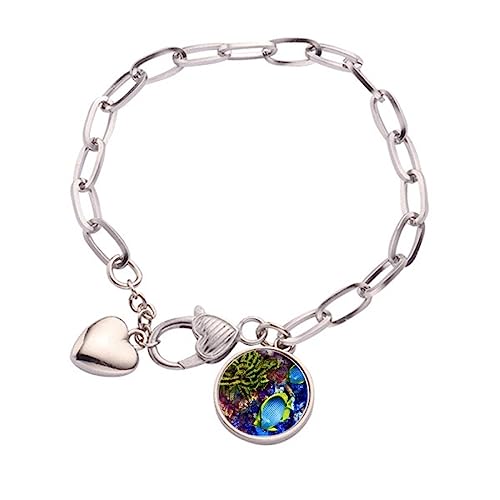 Bracelet chaîne cœur poissons colorés pour sublimer vos tenues d'été