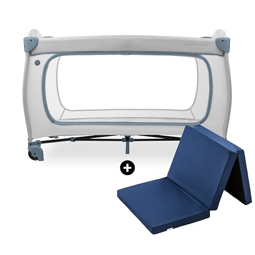 hauck Kinderreisebett Sleep N Play Go Plus mit Matratze Sleeper, Räder, Transporttasche, XL Schlupf zum Spielen, Klein Zusammenklappbar, für Babys ab Geburt bis 15 kg (Dusty Blue/Navy)