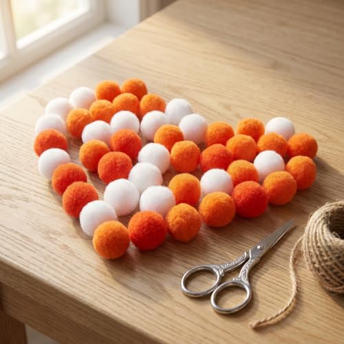 Pompones pequeños naranjas Lurrose de 2.5cm que no pierden pelusa al manipular 4