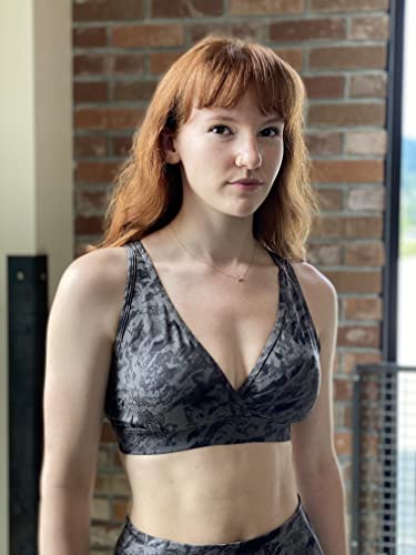 Handful The FaV Bra, Medium Support Sports Bra, Pockets, Removable Pads, Deep Plunge Neck Line4