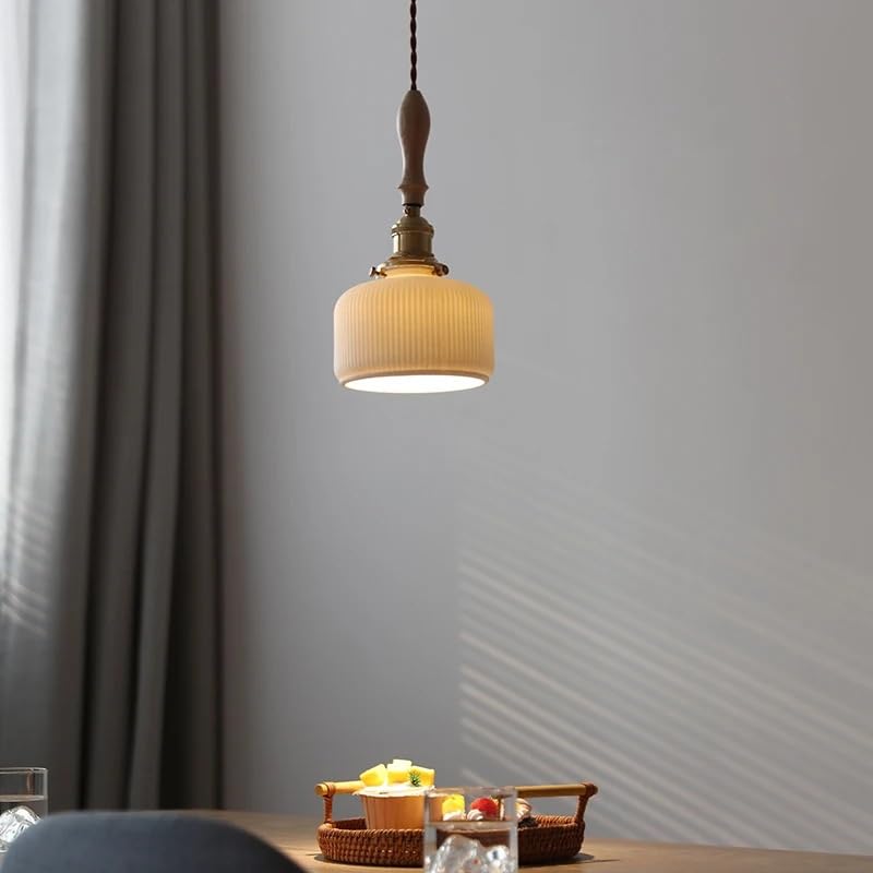 Lampe moderne suspendue LED pour éliminer les zones d'ombre dans les escaliers