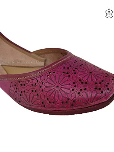 Image of Fulkari Women Cutwork Casual Genuine Soft Leather Jutis | Bite and Pinch Free Juttis | Punjabi Jutti | Girl's Office Flat Ladies Mojari | dailywear Ethnic Juti |