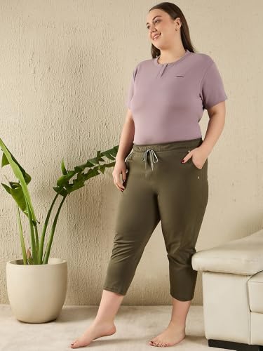 Image of CUPID Woman's Plus Size Plain Cotton Half Pant, 3 /4th Sports n Casual Night Short Pant, Knee Length Indoor n Outdoor Capris for Ladies