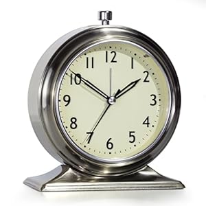 AYRELY® 4-inch Battery Operated Alarm Clock Silent Analog Desk Clocks with Light Vintage Metal Table Clock for Living Room Shelf Bedside Home Decor (Gold)