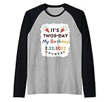 Photo Gallery its my birthday twosday martedì 2 22 22 feb 2022 bleached maglia con maniche raglan Photo Gallery its my birthday twosday martedì 2 22 22 feb 2022 bleached maglia con maniche raglan