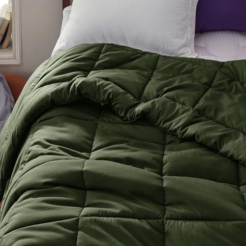 Image of Bedsure Comforter Duvet Insert - Quilted Comforters Twin Size, All Season Duvet, Down Alternative Bedding, with 8 Tabs, Gifts for Women /Men, Olive Green, Twin 88 x 68 Inches