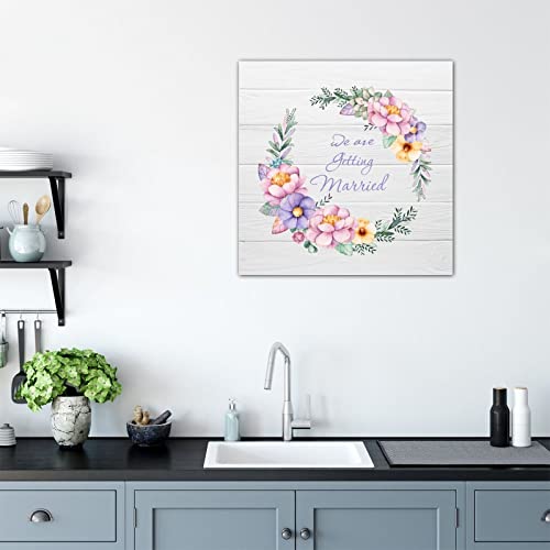 Panneau en bois gravé « We Are Getting Married » romantique - 4
