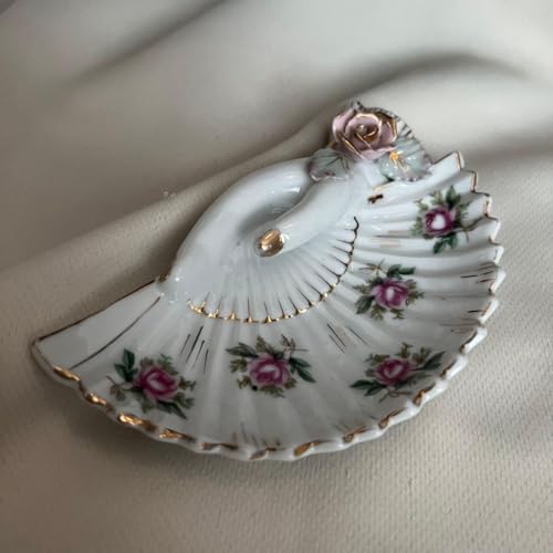 Be[W AeB[N  ΌM ANZT[gC q  M