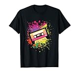 Dies ist ein schönes Kinder Motiv, mit einer Audiokassette Illustration zum Thema synthwave, retrowave,party outfit,fasching,karneval