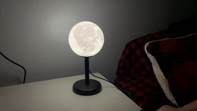 Moon Bedside lamp!