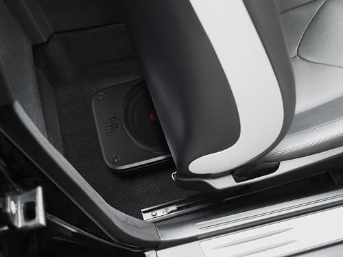 JBL BassPro Lite - Ultrakompakter 7' Aktiv Untersitz Subwoofer für Auto mit integriertem...