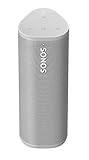 Sonos Roam | Leichter, mobiler und wasserdichter Speaker mit Bluetooth, WLAN, mindestens 10 Stunden Akkulaufzeit und Voice Control für drinnen und draußen - Weiss