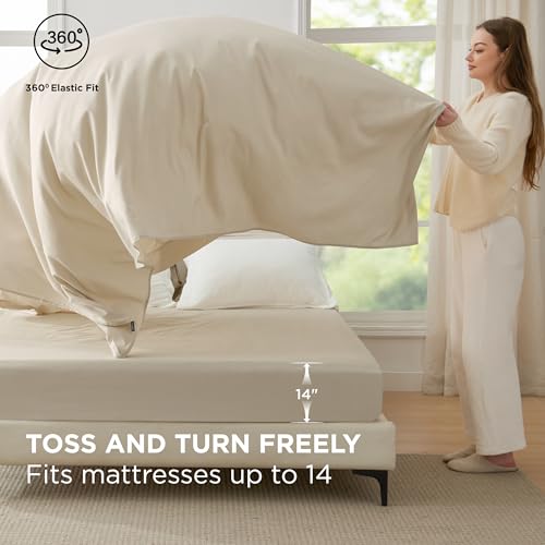 Image of Bedsure Full Comforter Set - 7 Pieces White Full Bedding Set for All Seasons, Boho Contrasting Design Bed in a Bag with Comforter, Sheets, Pillowcases & Shams