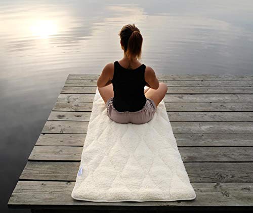 Yogamatte aus Schurwolle von Wohnen & Accessoires GmbH & Co. KG