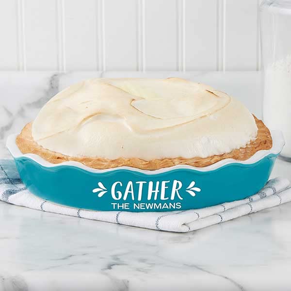 Personalization Universe Classic Ceramic Pie Dish, Hand-Glazed Stoneware, Oven to Table, Personalized Baking Dish, Perfect for Homemade Pies, Microwave & Dishwasher Safe, 10