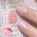 Manucurist Green Nail Polish Hortencia - Natural Classic 9-Free Vegan and Plant-Based (84%) - Manicure & Nail Care - 0.5 fl oz - Image 2