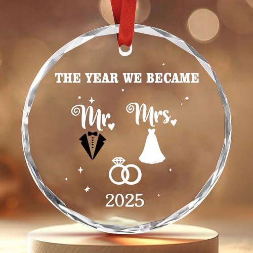 Engagement Gifts for Couples - Glass Ornament 2025, Personalized Gifts for Newly Engaged Couples, Happy Engagement Ideas for Her, Bride to Be - Engaged for Her, Friends