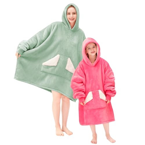 Touchat Wearable Blanket Hoodie, Oversized Sherpa Blanket Sweatshirt with Hood Pocket and Sleeves, Gifts Hooded Blanket for Adult Women Men (Green)