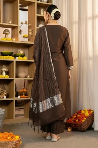 Image of Klosia Women Embroidery Solid Straight Kurta and Pant Set with Dupatta