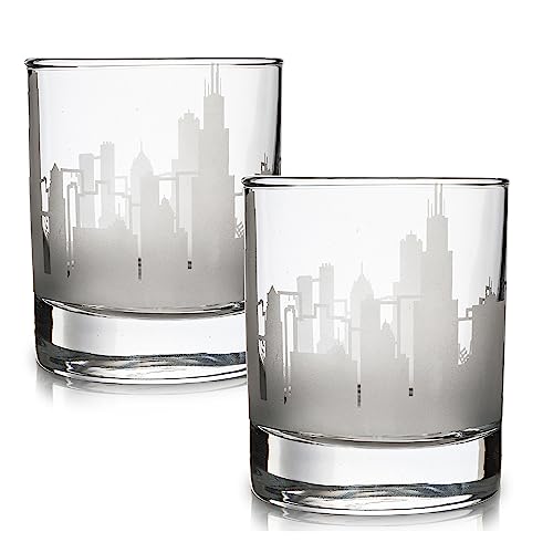 Greenline Goods Skyline Etched Chicago Whiskey Glasses Gift (Set ...