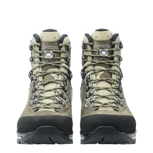 Image of LOWA Camino Evo GTX Medium Boots