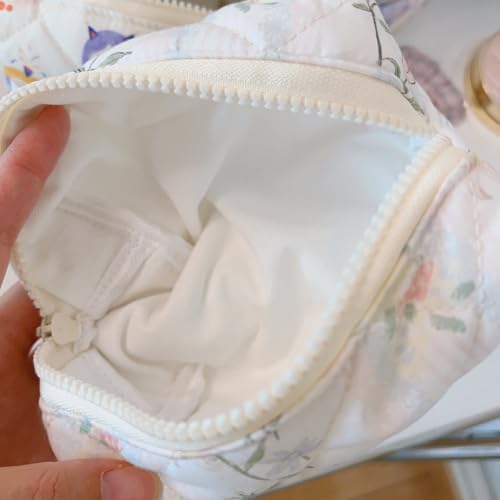 uekeboag Small Cute Floral Quilted Cotton Makeup Bag,Mini Coquette Quilted Cosmetic Pouch with Zipper,Kawaii Travel Toiletry Bags for Purse(01 Blue checked Flower)4