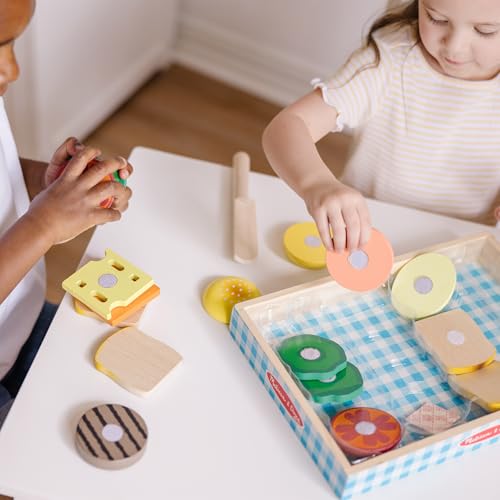 Cadeau enfant 2 ans ensemble préparation sandwichs feutrine et bois de 33 pièces